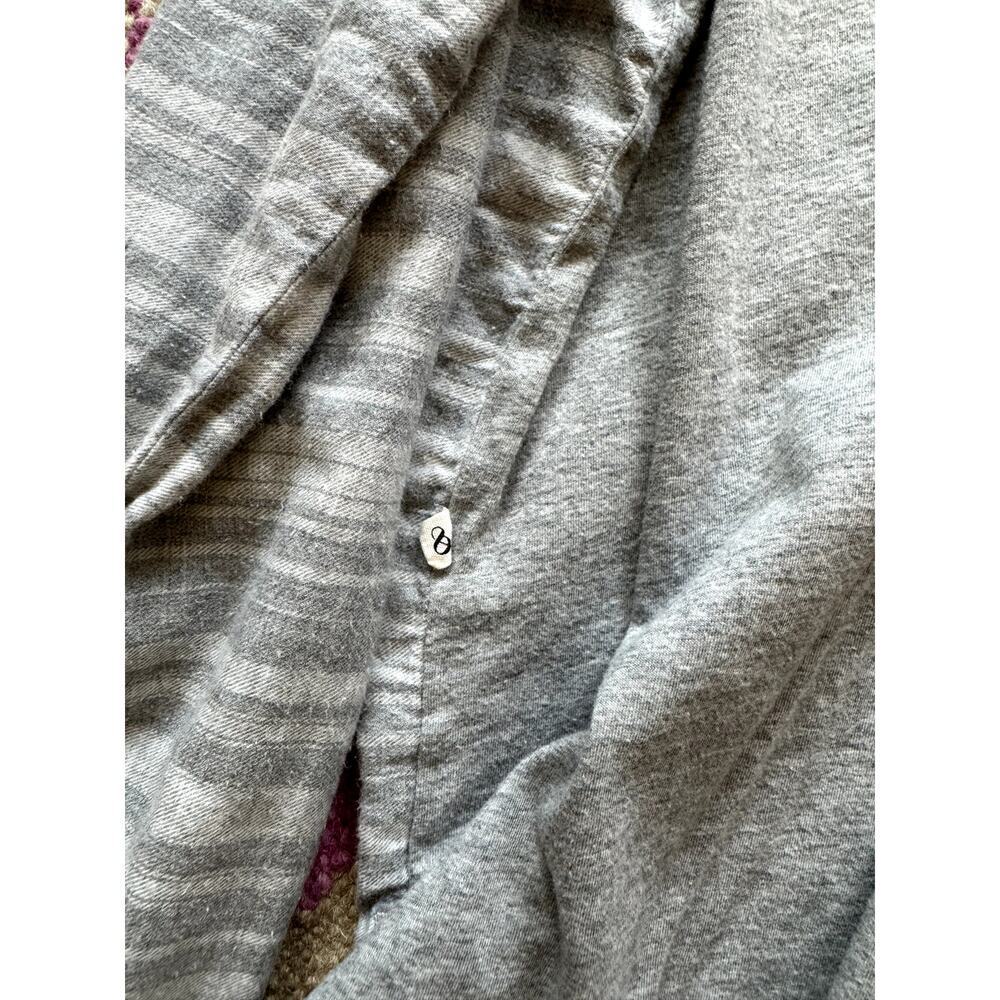 Lou & Grey Striped Button Down Women's Size Medium - Picture 6 of 6